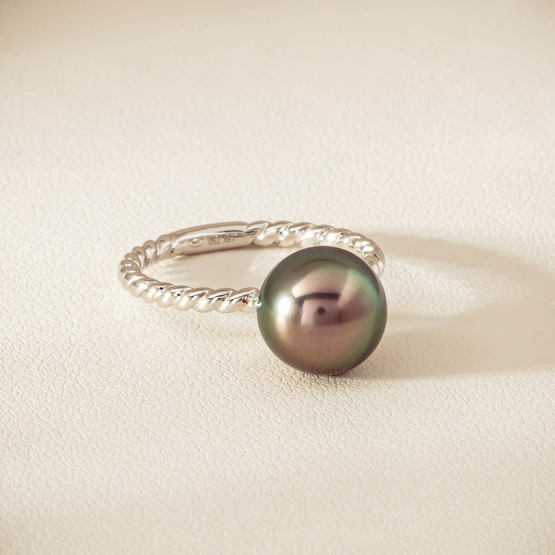 18ct White Gold 10mm Black Pearl Twine Ring - Ring - Walker & Hall