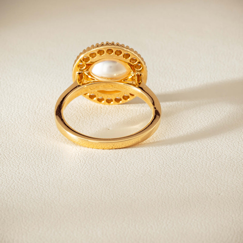 18ct Yellow Gold 9mm South Sea Pearl & Diamond Daisy Ring - Ring - Walker & Hall