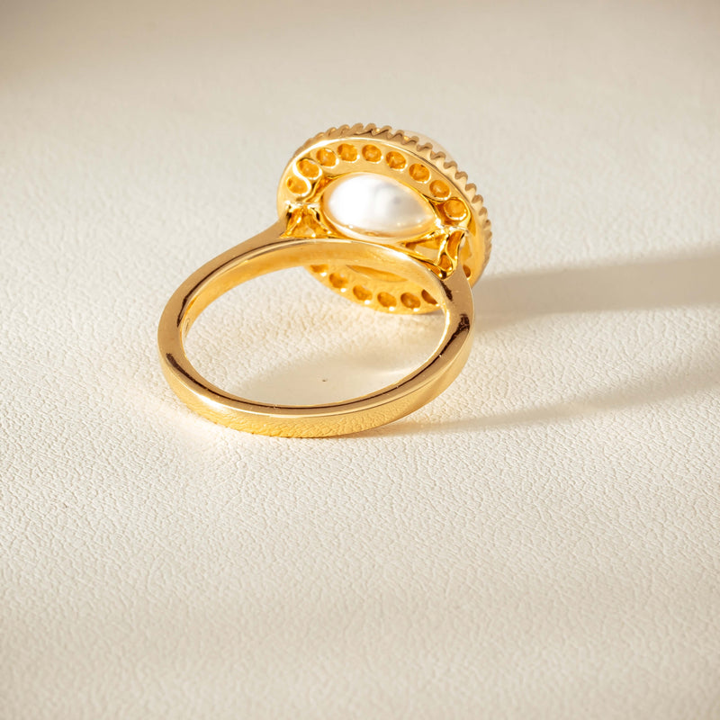 18ct Yellow Gold 9mm South Sea Pearl & Diamond Daisy Ring - Ring - Walker & Hall
