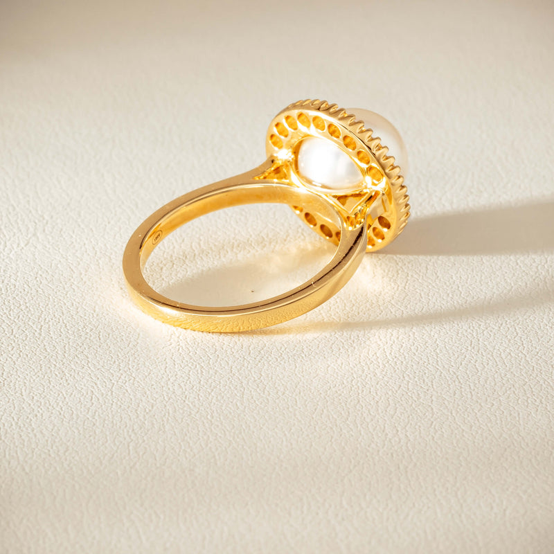 18ct Yellow Gold 9mm South Sea Pearl & Diamond Daisy Ring - Ring - Walker & Hall