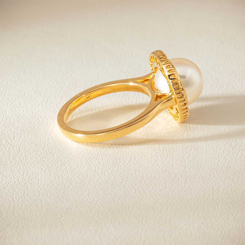 18ct Yellow Gold 9mm South Sea Pearl & Diamond Daisy Ring - Ring - Walker & Hall