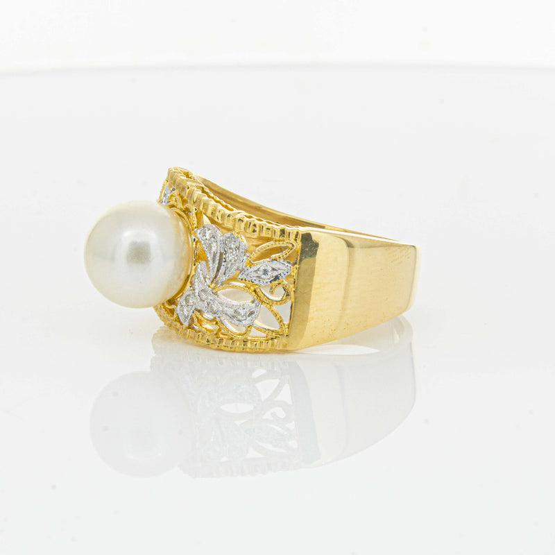 Deja Vu 18ct Yellow Gold Cultured Pearl & Diamond Ring - Ring - Walker & Hall