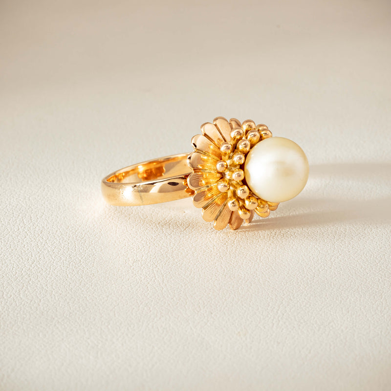 Vintage 14ct Yellow Gold 9mm Akoya Pearl Flower Ring