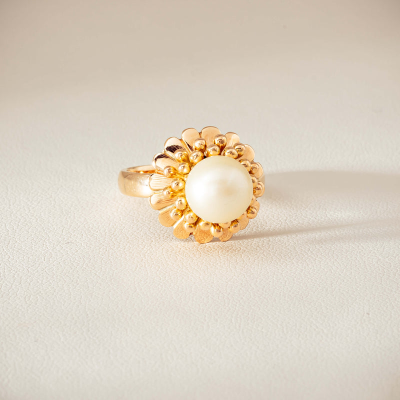 Vintage 14ct Yellow Gold 9mm Akoya Pearl Flower Ring