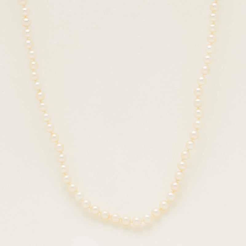 Deja Vu 5.5-6mm Akoya Pearl Necklace with Silver Clasp