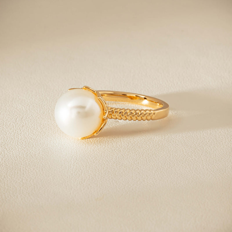 18ct Yellow Gold 10.5mm South Sea Pearl Selene Ring