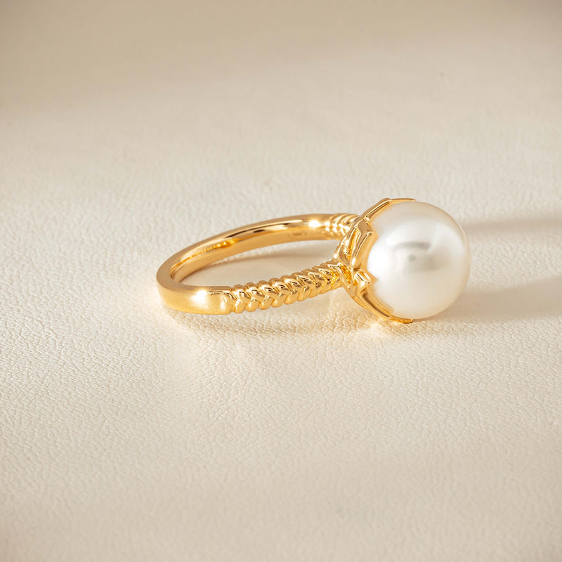 18ct Yellow Gold 10.5mm South Sea Pearl Selene Ring