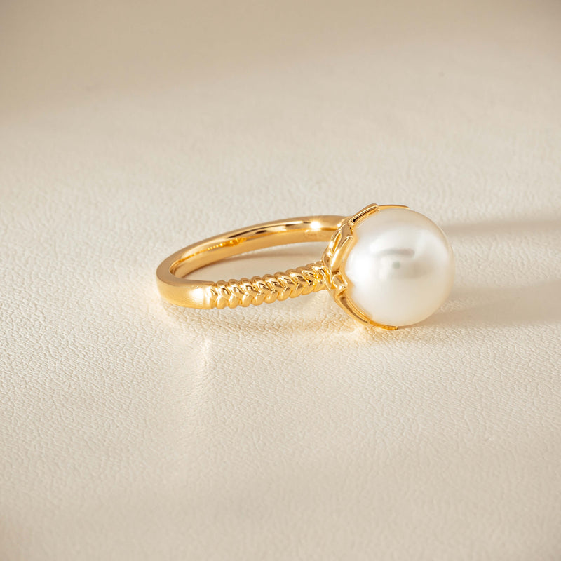 18ct Yellow Gold 10.5mm South Sea Pearl Selene Ring