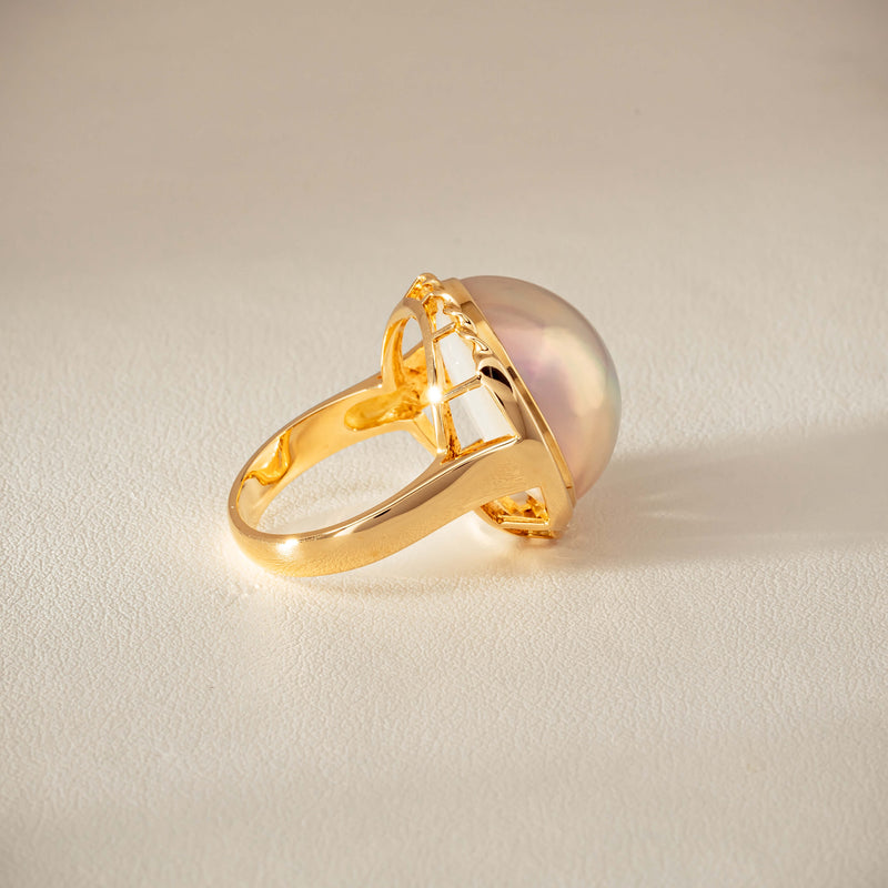 Deja Vu 18ct Yellow Gold 17mm Mabe Pearl Ring