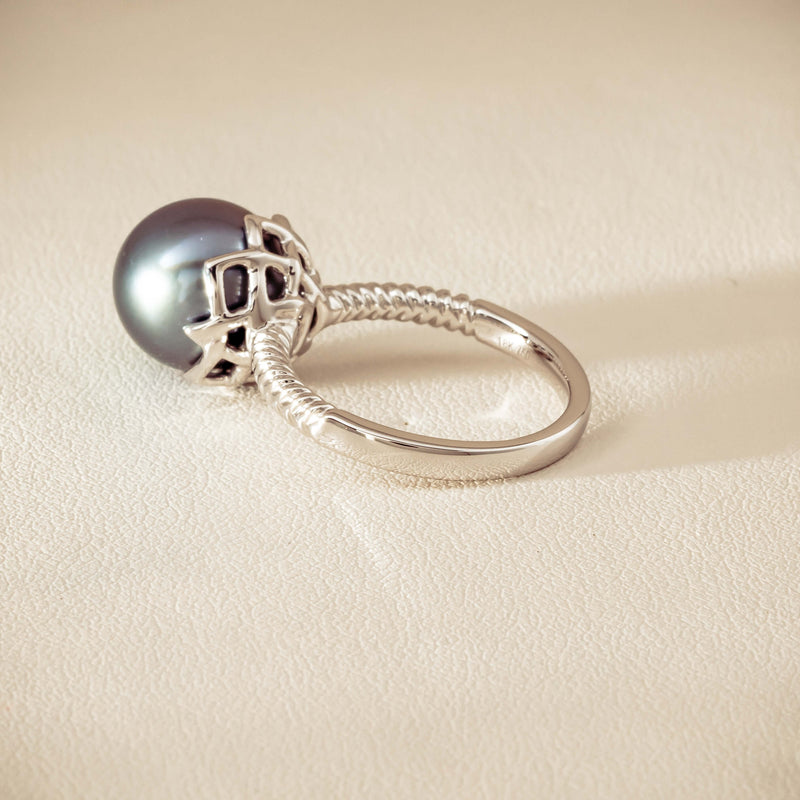 18ct White Gold 10.9mm Black Pearl Selene Ring - Ring - Walker & Hall