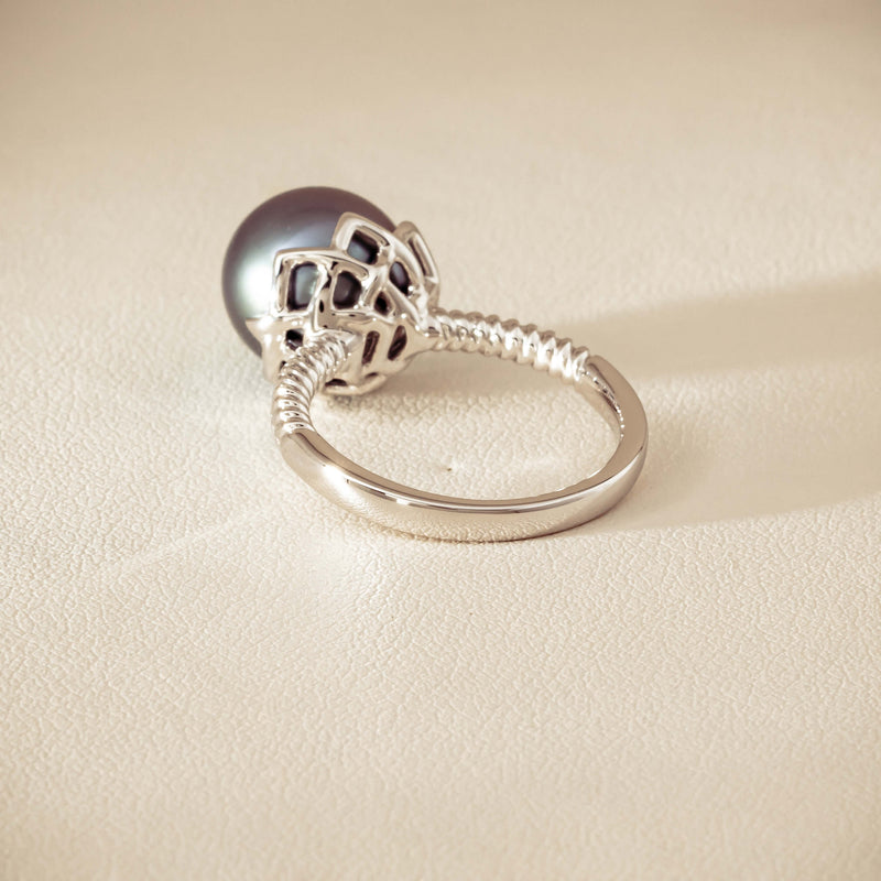 18ct White Gold 10.9mm Black Pearl Selene Ring - Ring - Walker & Hall