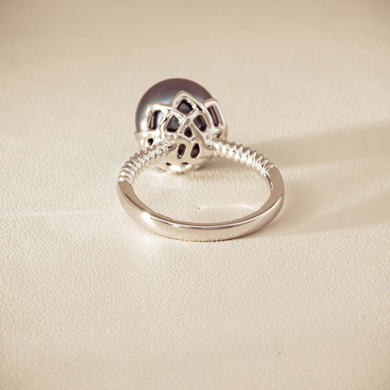 18ct White Gold 10.9mm Black Pearl Selene Ring - Ring - Walker & Hall