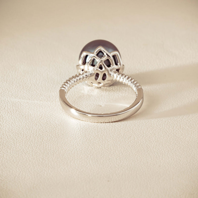 18ct White Gold 10.9mm Black Pearl Selene Ring - Ring - Walker & Hall