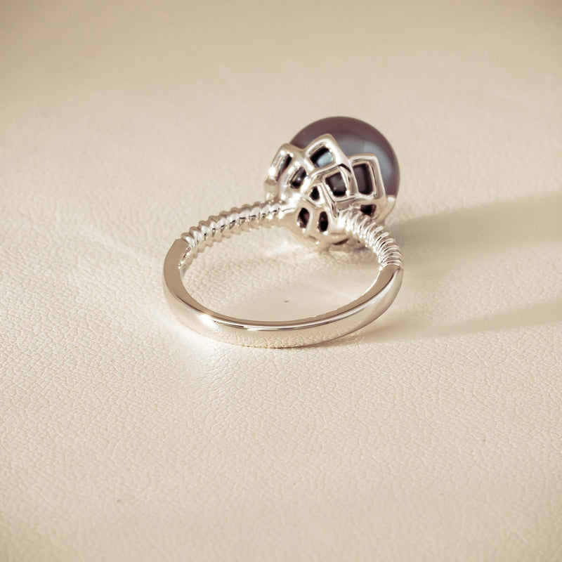 18ct White Gold 10.9mm Black Pearl Selene Ring - Ring - Walker & Hall