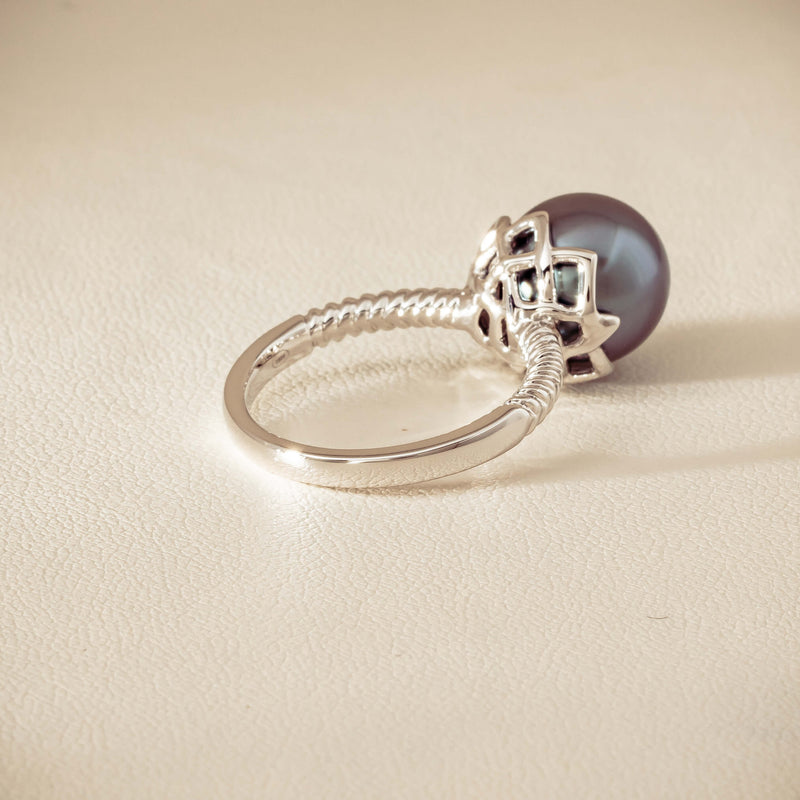 18ct White Gold 10.9mm Black Pearl Selene Ring - Ring - Walker & Hall