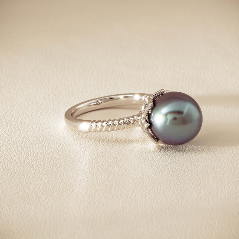 18ct White Gold 10.9mm Black Pearl Selene Ring - Ring - Walker & Hall