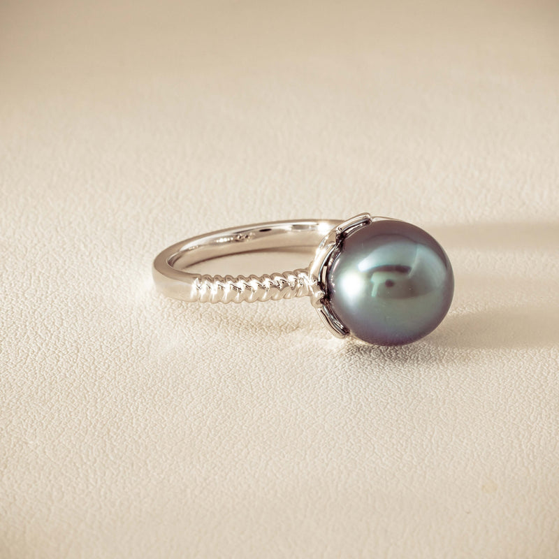 18ct White Gold 10.9mm Black Pearl Selene Ring - Ring - Walker & Hall