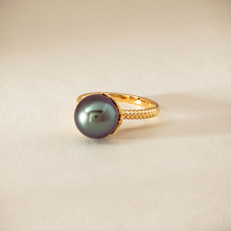 18ct Yellow Gold 10.9mm Black Pearl Selene Ring - Ring - Walker & Hall