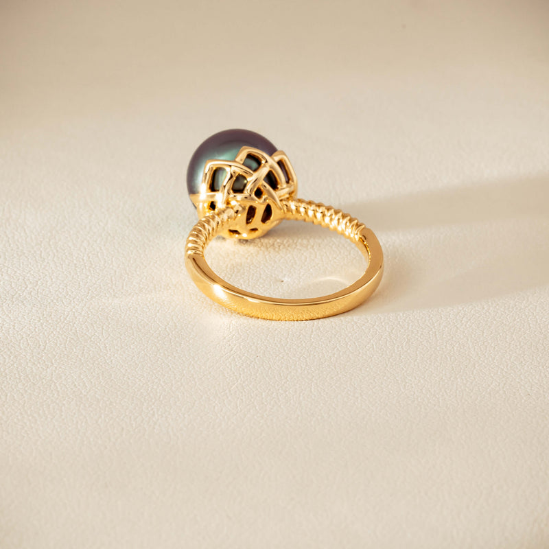 18ct Yellow Gold 10.9mm Black Pearl Selene Ring - Ring - Walker & Hall