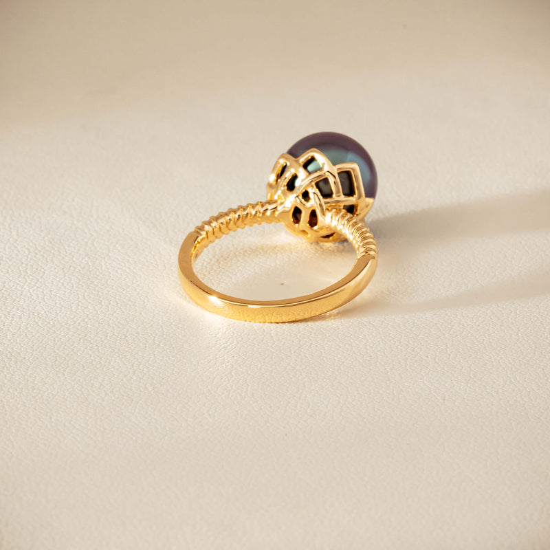 18ct Yellow Gold 10.9mm Black Pearl Selene Ring - Ring - Walker & Hall