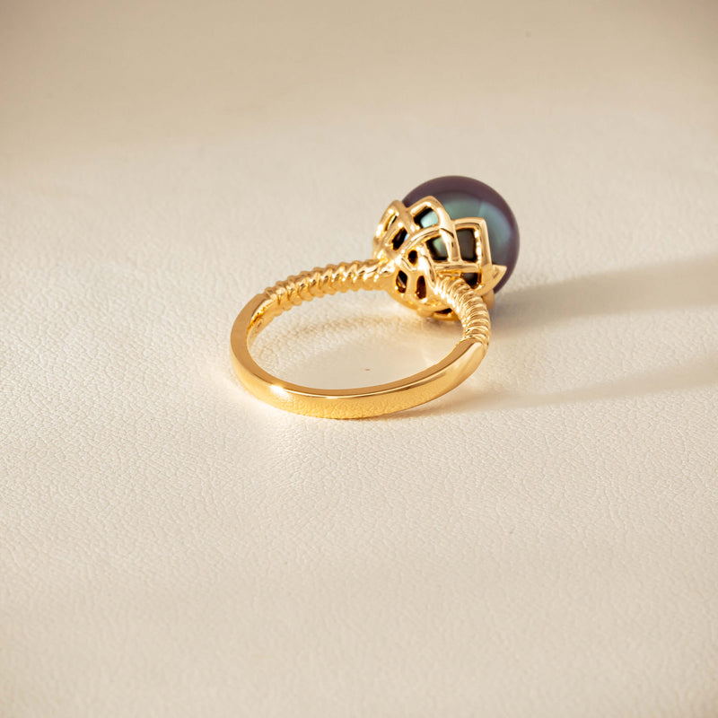 18ct Yellow Gold 10.9mm Black Pearl Selene Ring - Ring - Walker & Hall