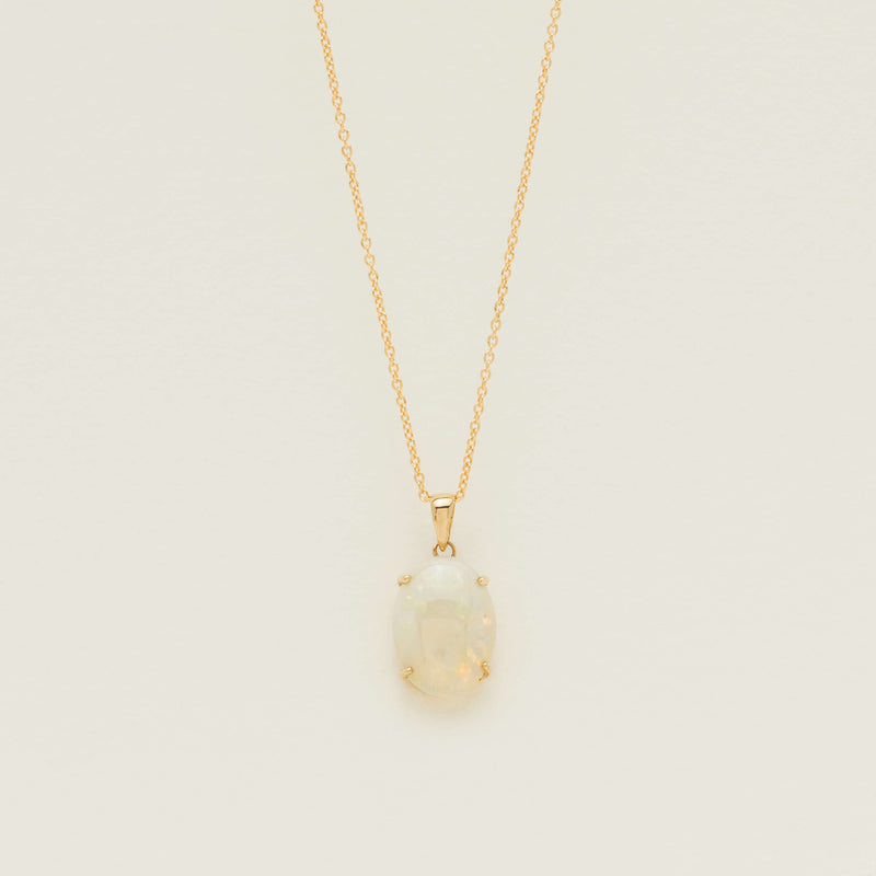 14ct Yellow Gold 3.28ct Opal Cabochon Pendant