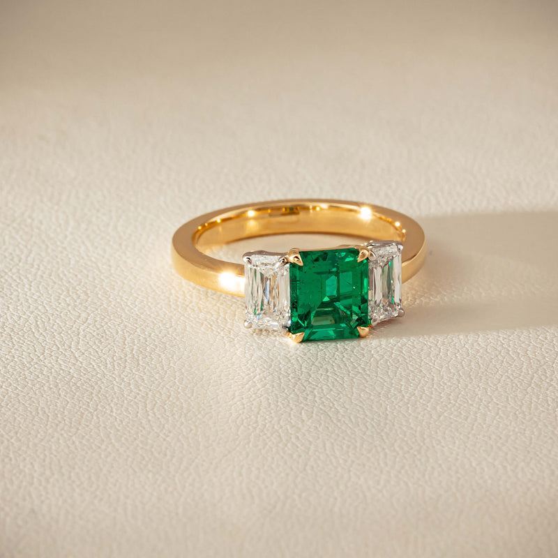 18ct Yellow Gold 1.39ct Emerald & Diamond Odyssey Ring - Ring - Walker & Hall