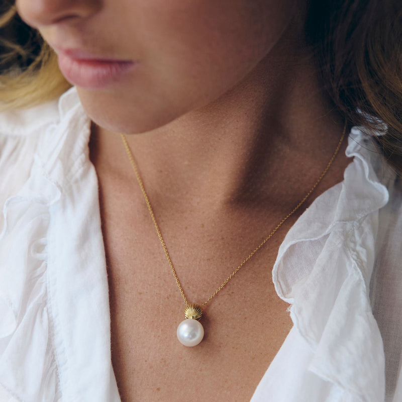18ct Yellow Gold 12.7mm South Sea Pearl Venus Pendant - Necklace - Walker & Hall