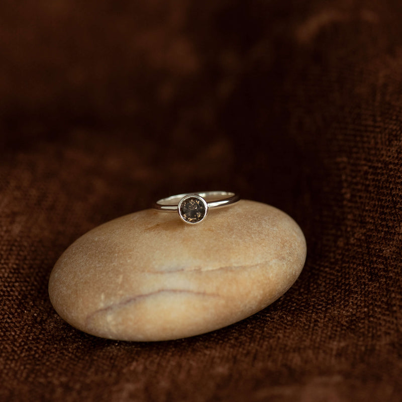 Zoe & Morgan Mon Petit Ring - Silver & Smoky Quartz
