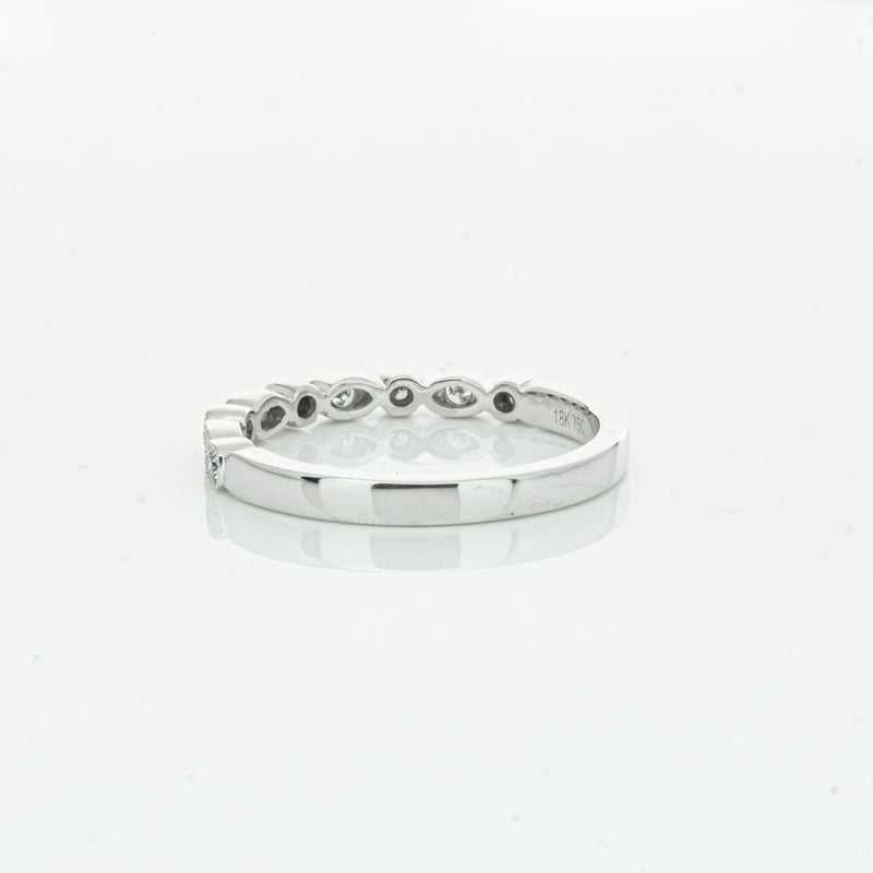 18ct White Gold Diamond Aura Ring-Ring-Walker & Hall