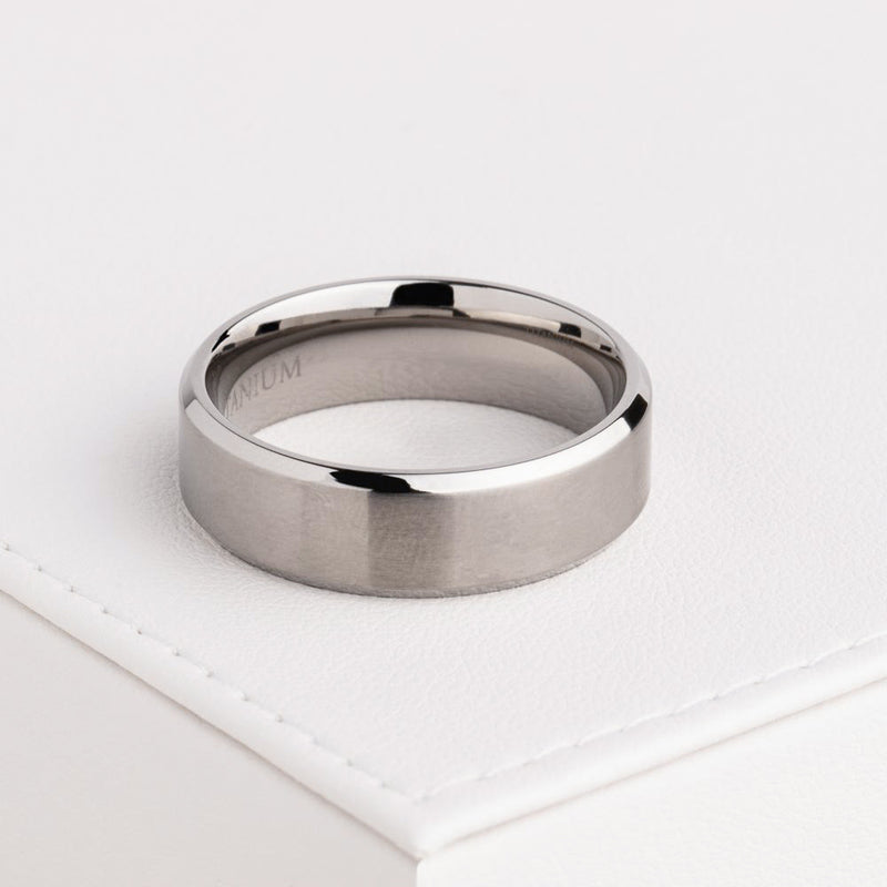 Titanium Band-Ring-Walker & Hall