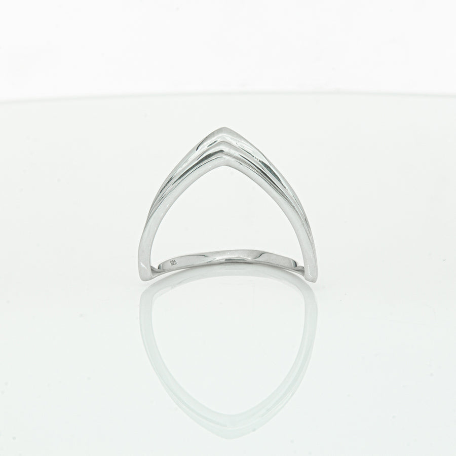 Sterling Silver V shaped Ring-Ring-Walker & Hall